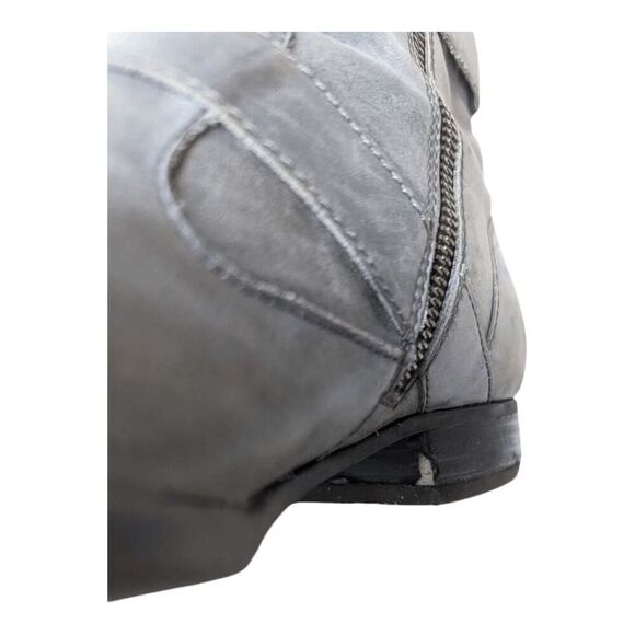 BORN Regis Grey Distressed  Leather Ankle Boot Size 10 - Picture 10 of 10